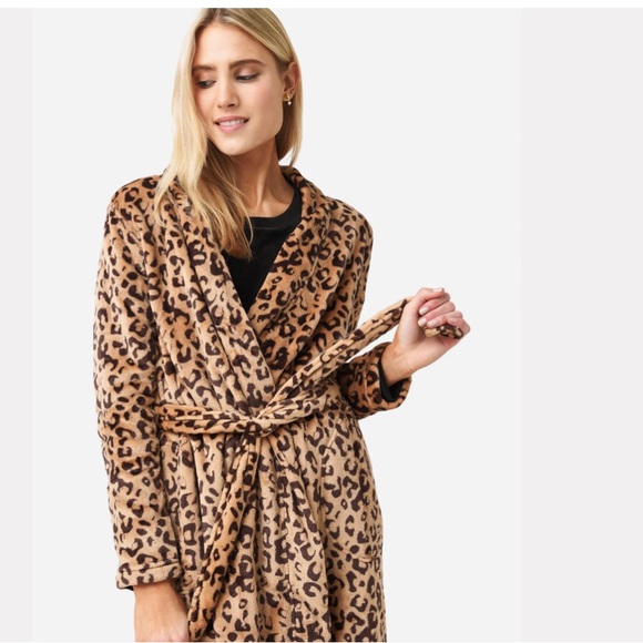 UGG Other - UGG Marlow Robe Leopard Print Fleece Belted Pockets Women Sz M NWT $145